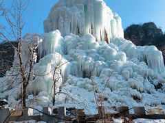 -大平台龙居瀑布旅游区