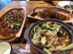 -老滇山寨•云南特色菜•地方菜•民族风情歌舞表演(金碧店)