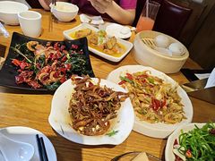 -隔壁老王·家常云南菜(花巷店)