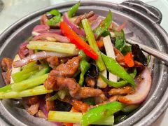铁板黑椒牛柳丝-利苑酒家(华熙国际店)