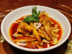 驰名口水鸡-缪氏川菜(深圳北站缤果空间店)