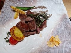 -阿吾罗·月咏精致日料(港汇恒隆广场店)