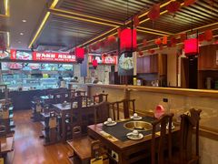 -沸炉重庆老火锅(军事博物馆店)