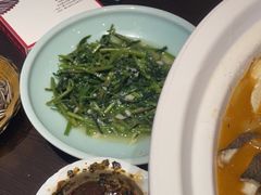 -川流不息·地道川菜·小龙虾(松东路店)