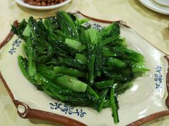 蒜蓉炒油麦菜-标记美食新鲜猪杂(兴南大道店)