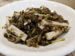 鸡毛菜炒年糕-浦江餐饮·上海菜馆(五四路店)