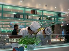 -绿岛港轩海鲜烤肉涮锅自助餐厅
