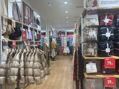-优衣库(天津鲁能城购物中心店)