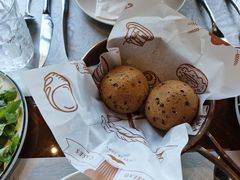餐前欧式面包-YUE·6·西式融合餐厅(外滩六号店)