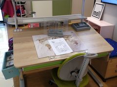 -moll学习桌椅(上海久光百货店)