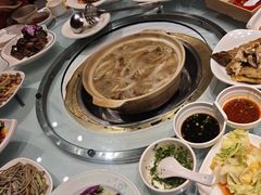 -天宜隆蘑菇宴火锅(石景山旗舰店)