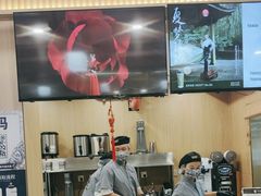 -霸王茶姬(南强街店)