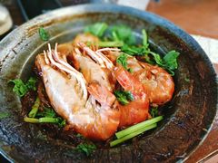 -Green Tree Rest. & Pub