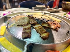 -哈哈碳都·牛肋条无限自助烤肉(台江万达店)