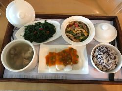 -莉泽月子中心(鹅潭汇店)