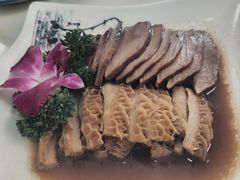 -七的湖·晚芳亭·阳澄湖农家菜·大闸蟹(莲花岛店)
