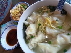 -笑来喜馄饨小笼工坊(通扬路店)