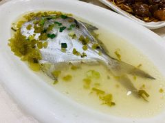 雪菜卤蒸小白鲳-顺风海鲜港(长寿路店)