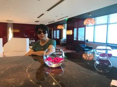 -上海龙之梦万丽酒店