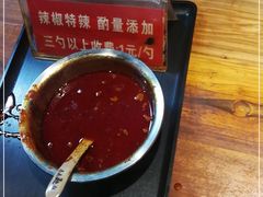 -亮亮面馆(经六路店)