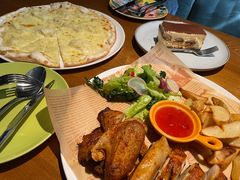 -JINNS锦时 steak&pizza(浸信会礼拜堂旧址店)
