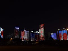 -万绿园