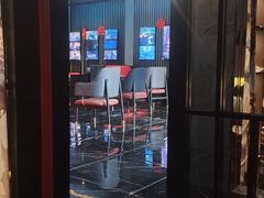 -屋有岛沉浸游戏旗舰店(中山公园店)