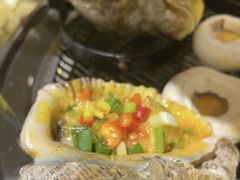 -围炉肉舍•炭烤活鳗•丹东海鲜烤肉(步行街店)