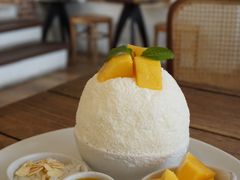 芒果雪冰-Cheevit Cheeva(Sirimangkalajarn)