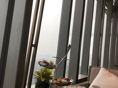 靠窗位-悦厅·下午茶(杭州柏悦酒店)