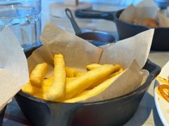 -必胜客(尹山湖歌林公园店)