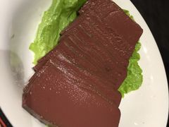 -虾弄弄海派小龙虾·牛羊蝎子火锅