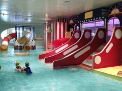 -涨巢·潮玩水疗局