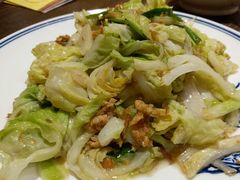 虾头炒白菜-吕氏疙瘩汤·私家菜馆(慈云寺店)