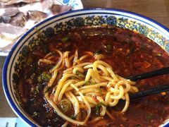 -吾穆勒蓬灰牛肉面·清真(北滨河中路店)