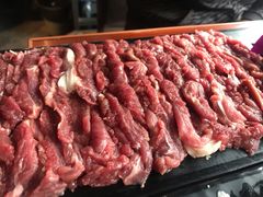 鲜切羊腿肉-臻馆小龙虾
