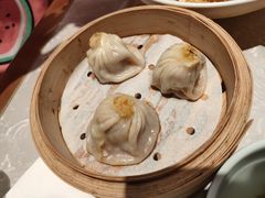 蟹粉汤包-松鹤面馆·古法焖肉面(观前店)