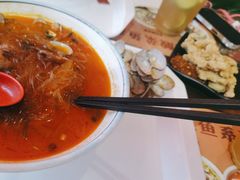 -何记花甲(海岸城旗舰店)