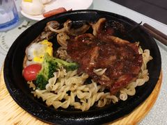 -红透天牛排海鲜自助(长和国际直营店)