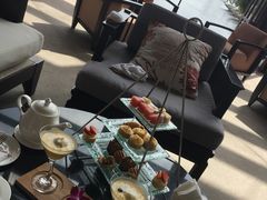 -亚龙湾喜来登·美景台大堂吧