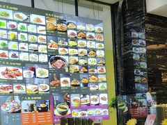 -万龙洲海鲜(大兴绿地缤纷城店)