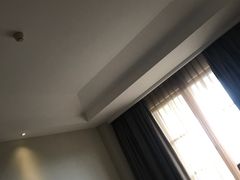 -岘港皇冠假日酒店