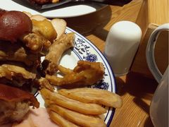 -快乐老家三鲜饺子东北菜(南六中路店)