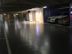 -上海来福士广场-停车场