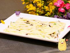 鸡蛋拉肠-赏点粤式点心(广州塔店)