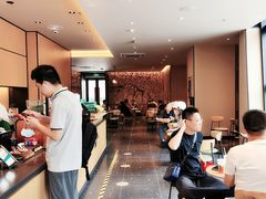 -星巴克臻选(上海长风大悦城店)
