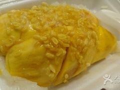-芒果糯米饭摊子