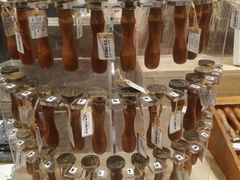 -猫的天空之城概念书店(杭州南宋御街店)