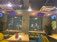 大堂-街角等你.大连海鲜烧烤(西安路店)