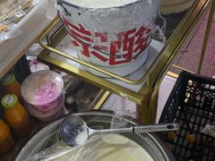 -布尔津河堤夜市